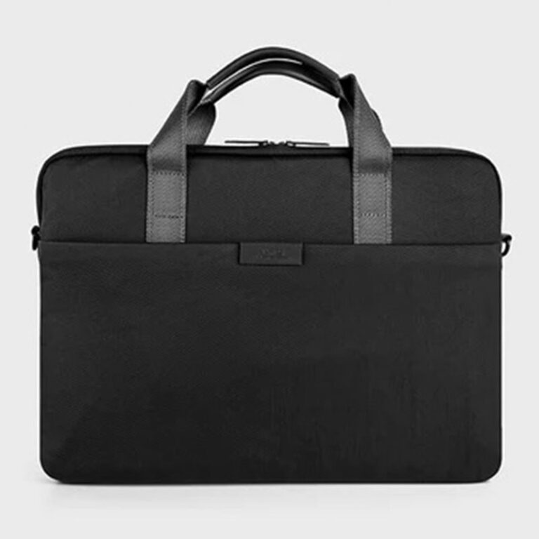 Buy-UNIQ-Traveling-and-Business-Bag-for-Laptop-in-Pakistan-at-Red-cube-labs